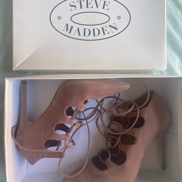 Steve Madden heels - Picture 4 of 5